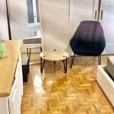 Economy Shared Apartment C In Central Aten Exteriör bild